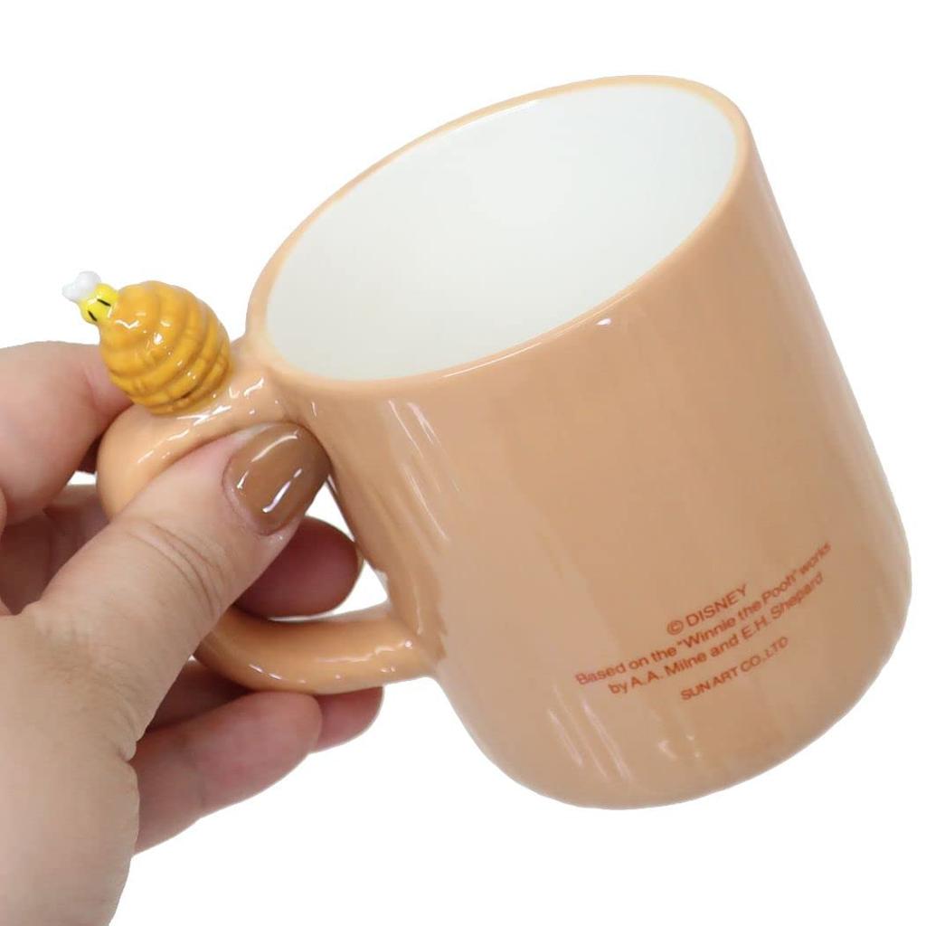 Sun Art Disney the Mug with Beehive SAN3973 "Winnie Pooh" Figure, Design, Approx. 260ml,
