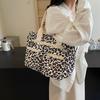 Sac de loisirs pour femmes classique à imprimé léopard de grande capacité avec plusieurs poches Nouveau sac cabas léger pour les déplacements