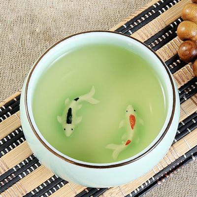 Tazza da tè in ceramica dipinta a mano con motivo a doppia carpa in rilievo, Longquan Celadon, 3 piedi, Luohan, vintage, personale, verde e blu