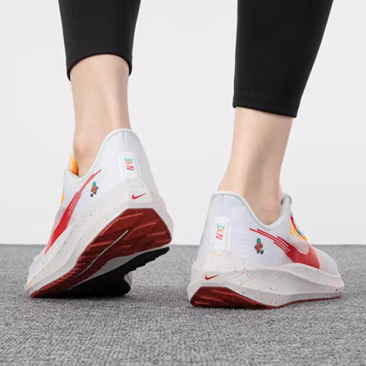 Nike Air Zoom Pegasus 39 NN Comfortable Sports Non-Slip Shock Absorbing Wear-Resistant Low-Top Running Shoes Kids Running Shoes White FD4629-167