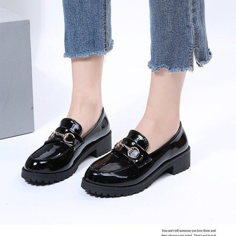 Women's new small leather shoes in spring and autumn, women's muffin soles, lazy people pedal single shoes with one foot