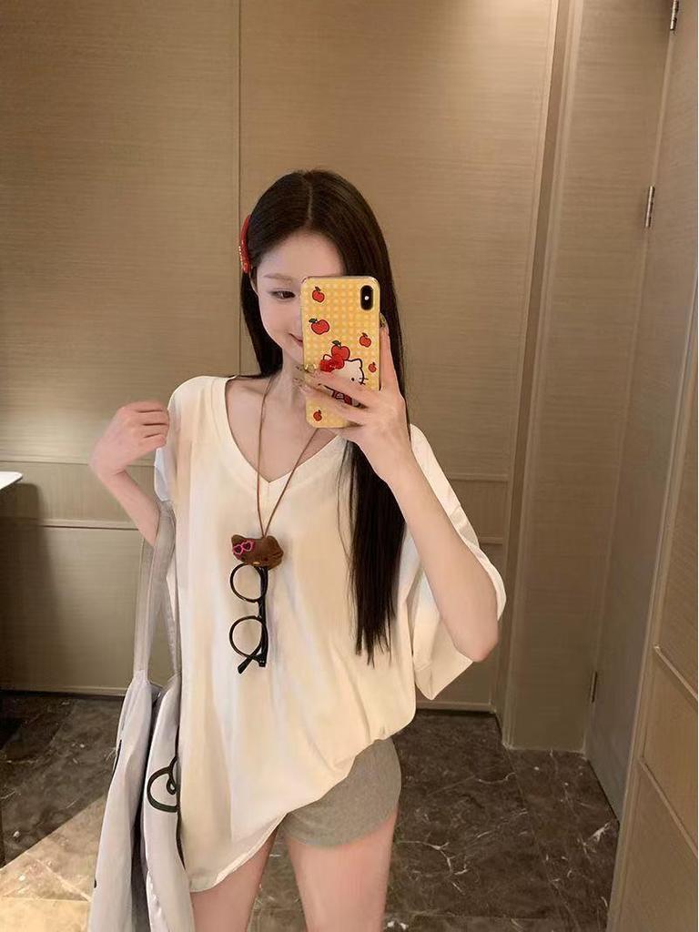 Women's Black V-Neck Plus Size Loose-Fit Short-Sleeve T-Shirt - Summer Korean Style