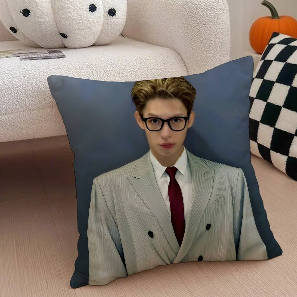 Heißer K-Pop-Stil C-Cortis Sänger Kissenbezug Milbendichter Kissenbezug Versteckter Reißverschluss Seidiger Kurzer Plüsch Sofakissenbezug