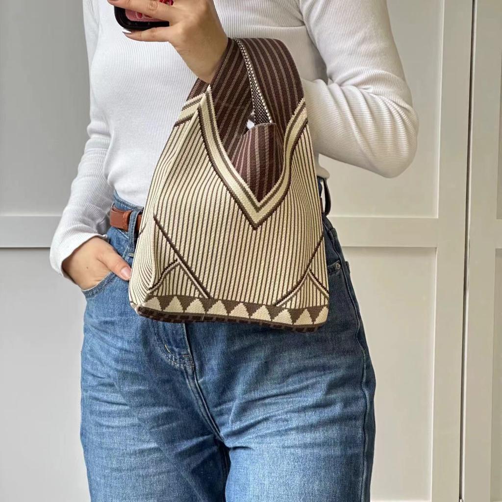 New girl knitted bag handbag shoulder bag tote bag fashion style trend personality leisure bag