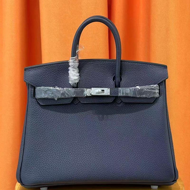 Li-Muster Togo-Leder 25/30/35 cm Rindsleder erste Schicht tragbare Pendlertasche Damen Goldene Schnallenverzierung