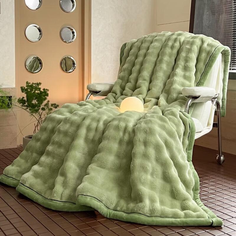 

LISM Plush Bubble Flannel Throw Blanket