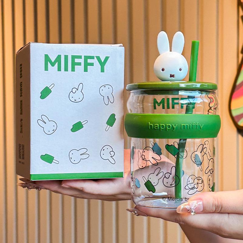 Süße hochwertige Glas-Wasserbecher für Jungen und Mädchen, hochwertige Trinkbecher mit Deckel und Strohhalm, Geburtstagsgeschenk