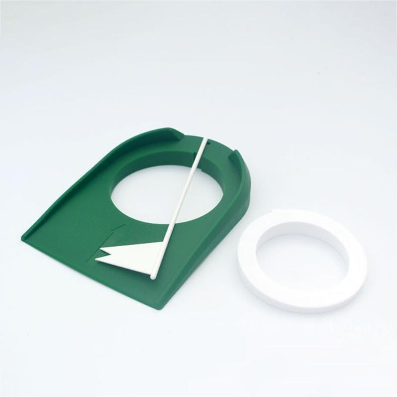 Light Weight Golf Practice Equipment Plastic Golf Putting Practice Cups Flags for Backyard and Camping Drills