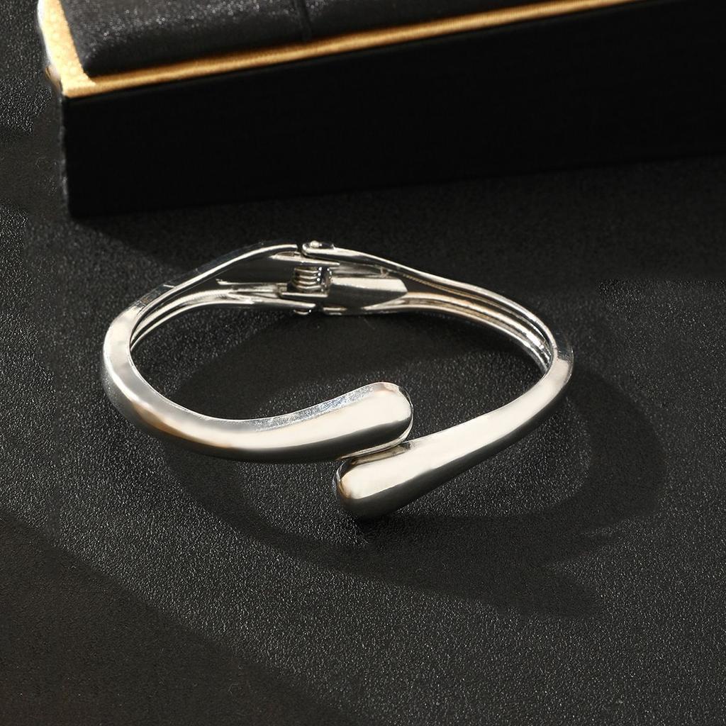 Fashion Commuter Festival Gifts Simple Personality Fashion Waterdrop Bracelet Ring Metal Jewelry Set 2pcs Temperament Set Women