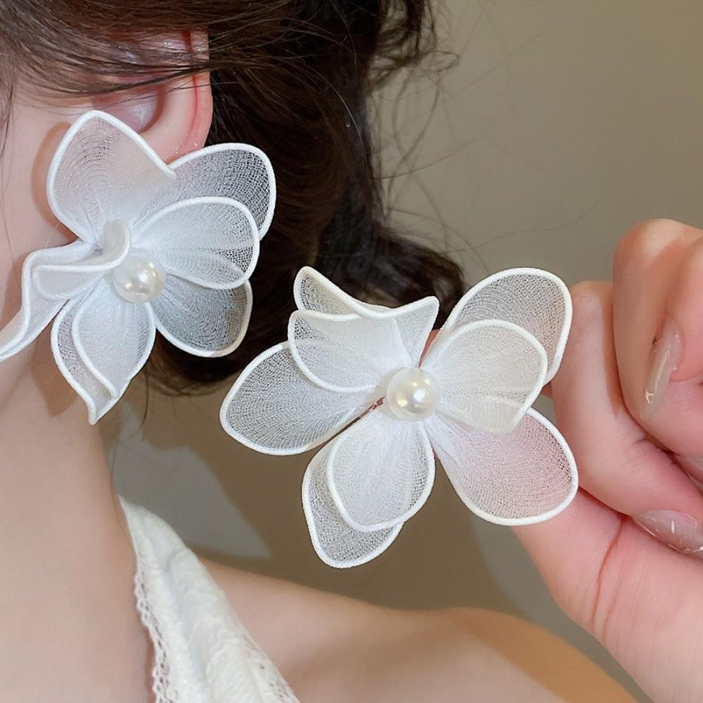 Pearl Iron Mesh Flower Earrings Iron Wire Ladies Stud Earrings Women Floral Ear Studs  Seaside