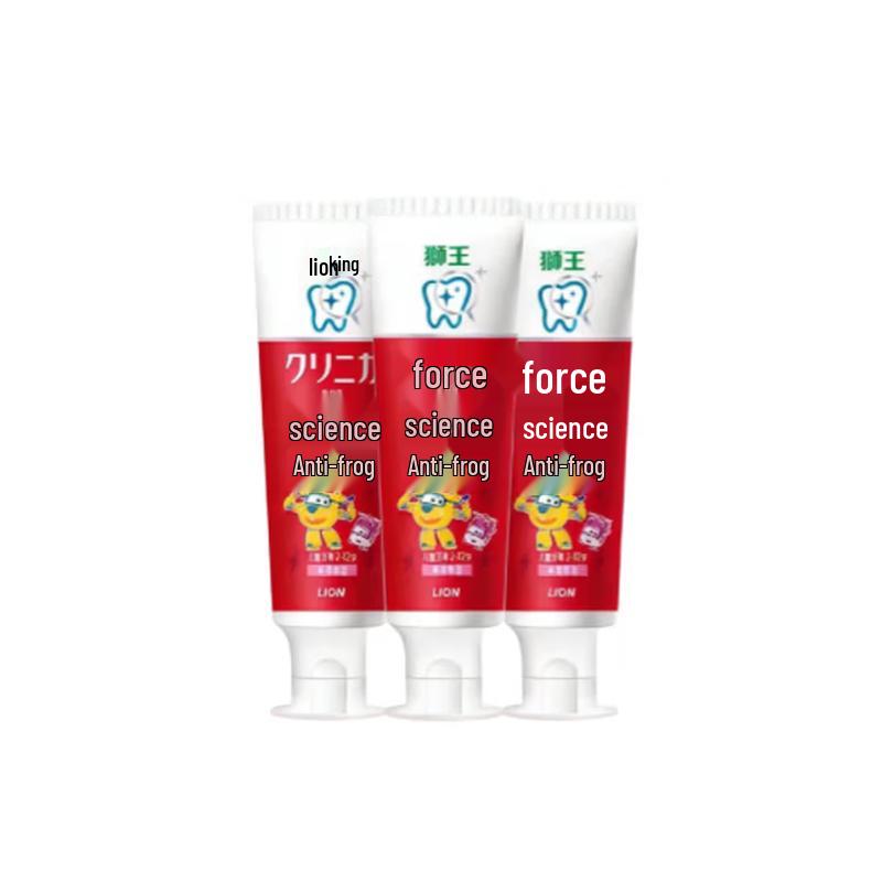 Lion Childlike Strawberry Xylitol Kids Toothpaste