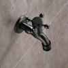 Werten Sie Ihren Außenbereich mit einem modernen schwarzen Bronze-Einhand-Kaltwasserhahn auf - Gartenwand-Wasserhahn für Co