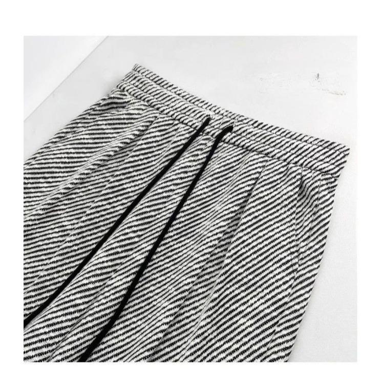 Loose and Casual Knitted Stripe Wide Leg Pants for Women In Spring and Autumn