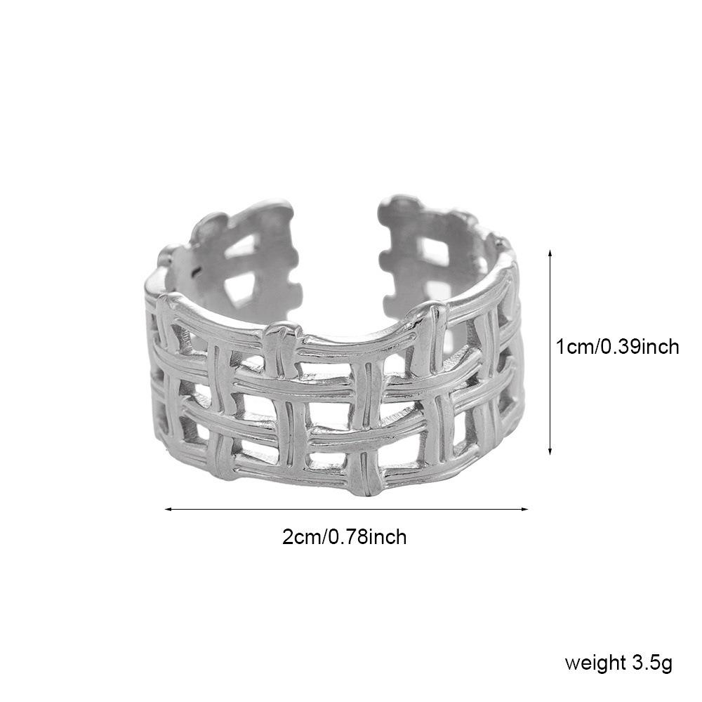 Xiaohongshu Inspired Stainless Steel Women s 18K Gold Light Luxury Ring