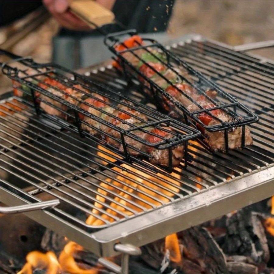 Wood Handle Stainless Steel Barbecue Grill Nonstick Hot Dog Sausage Grill Meat Clip BBQ Grilling Baske Outdoor Picnic Tool