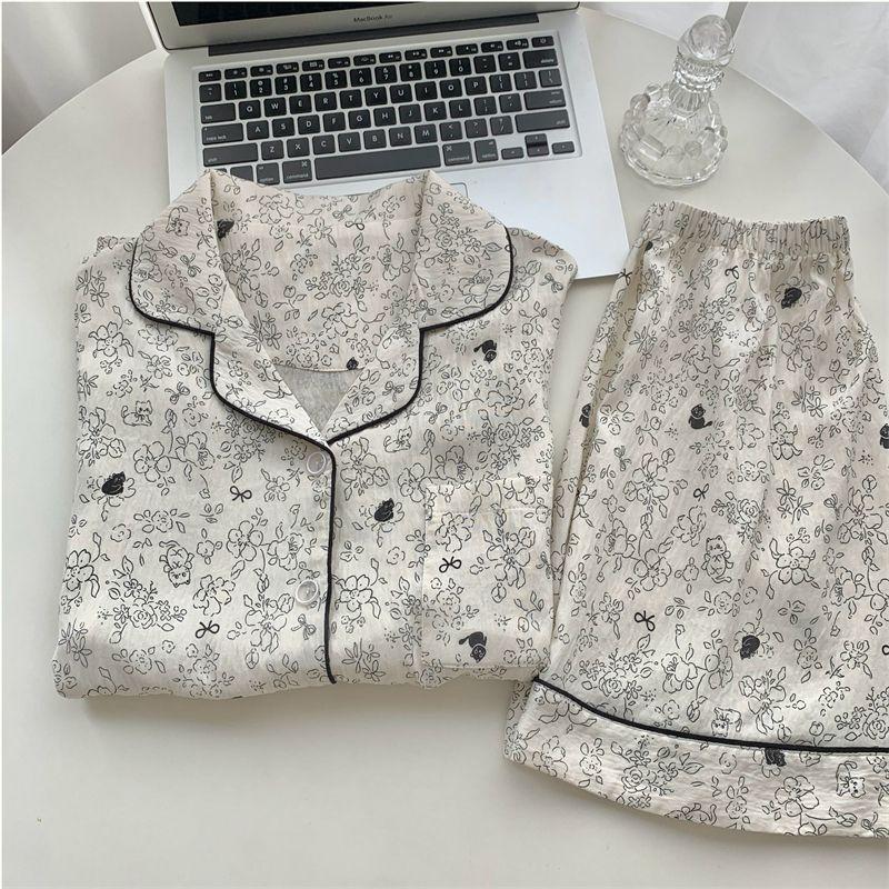 

Internet celebrities new floral cat pajamas women s summer black edge short-sleeved shorts suit students can wear loungewear S