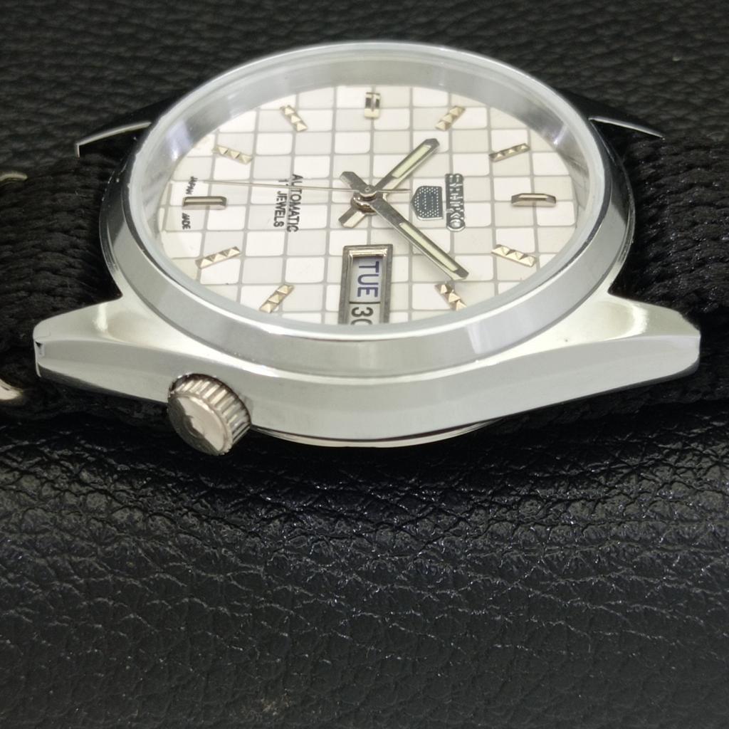 MENS VINTAGE REFURBISHED SEIKO 5 AUTOMATIC JAPAN WHITE DIAL WATCH A440411-4 Sk-a440411