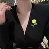Faux Pearl Sunflower Brooch Zinc Alloy Flower Lapel Pin Sweater Cardigan Coat Business Suit Decoration Men Women Clothing Accessories