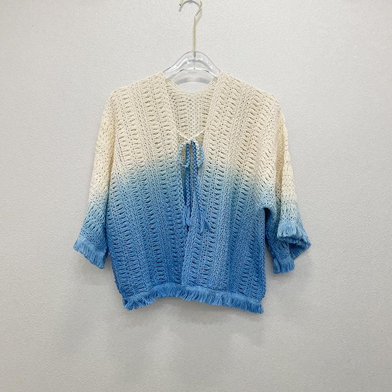 Gradient Tie-Dye Ethnic Shawl Cape - Knitted Women's High-End Travel Outerwear