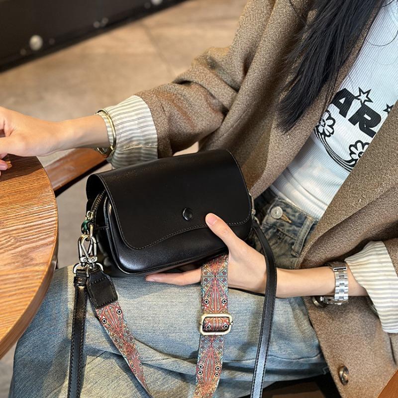 

Кожаная женская сумка новая ретро темперамент на плечо женская универсальная маленькая сумка для поездок на работу высококлассная сумка-мессенджер чёрный