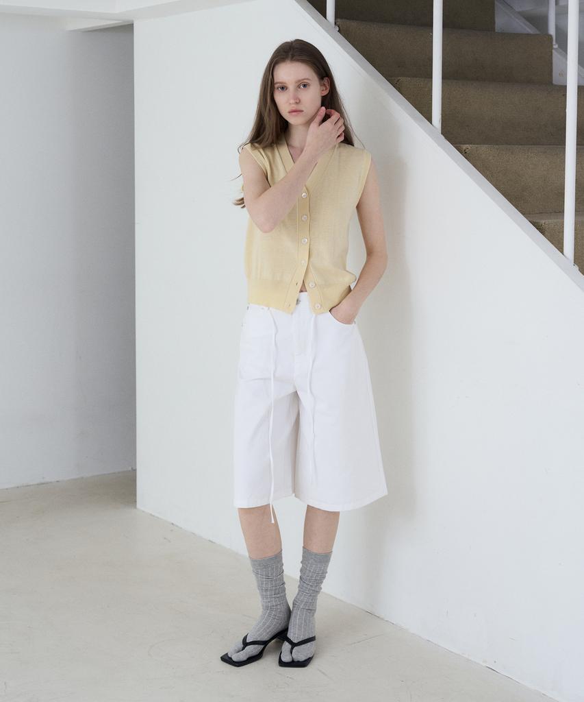 FROMWHERE String Bermuda Shorts O/White
