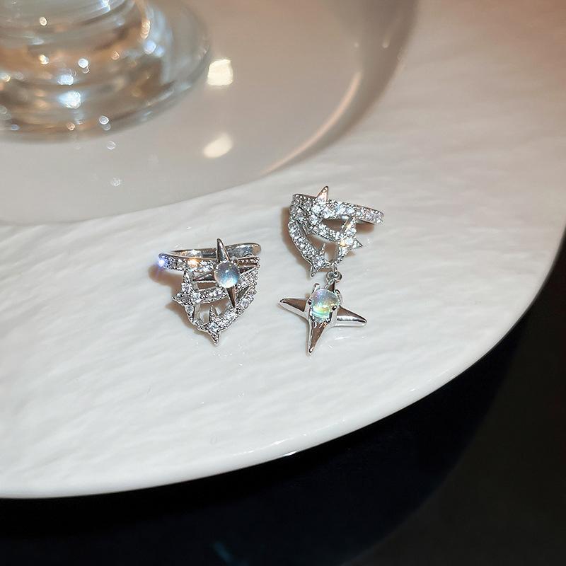 Fashionable And Exquisite Inlaid Zircon Star Without Perforation Ear Bone Clip Neutral Creative Asymmetrical Party Jewelry Gift