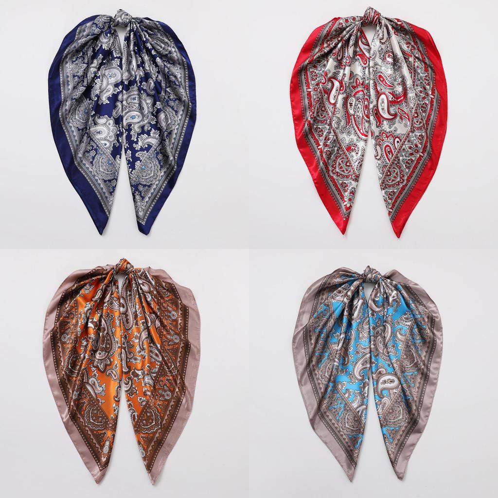 Foulard in Seta con Fiore di Anacardio per Donne e Uomini in Tessuto Raso per Uso Primavera Estate Autunno Inverno