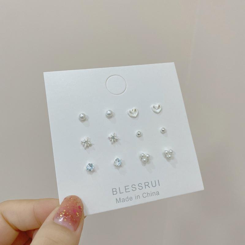 

1 комплект Нежные серьги-пусеты с жемчугом Простые милые в корейском стиле Маленькие пусеты