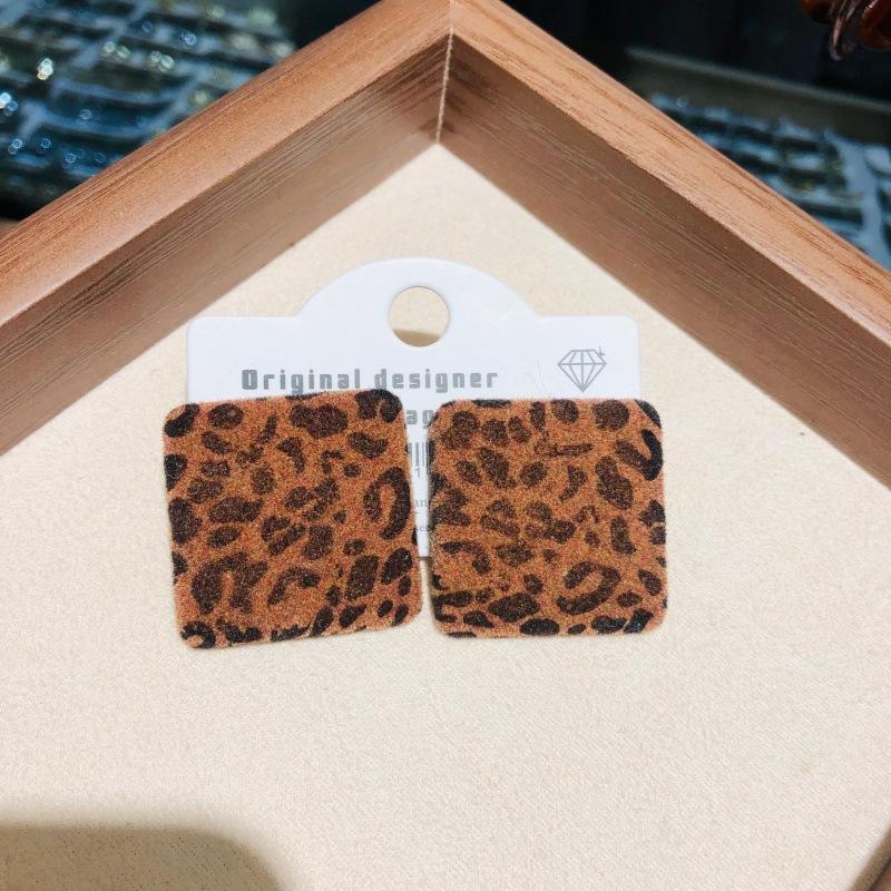 Ретро Майяр Леопардовый Принт Флок Круглые Квадратные Серьги-Сердечки для Женщин Мода Осень и Зима Геометрические Украшения для Ушей