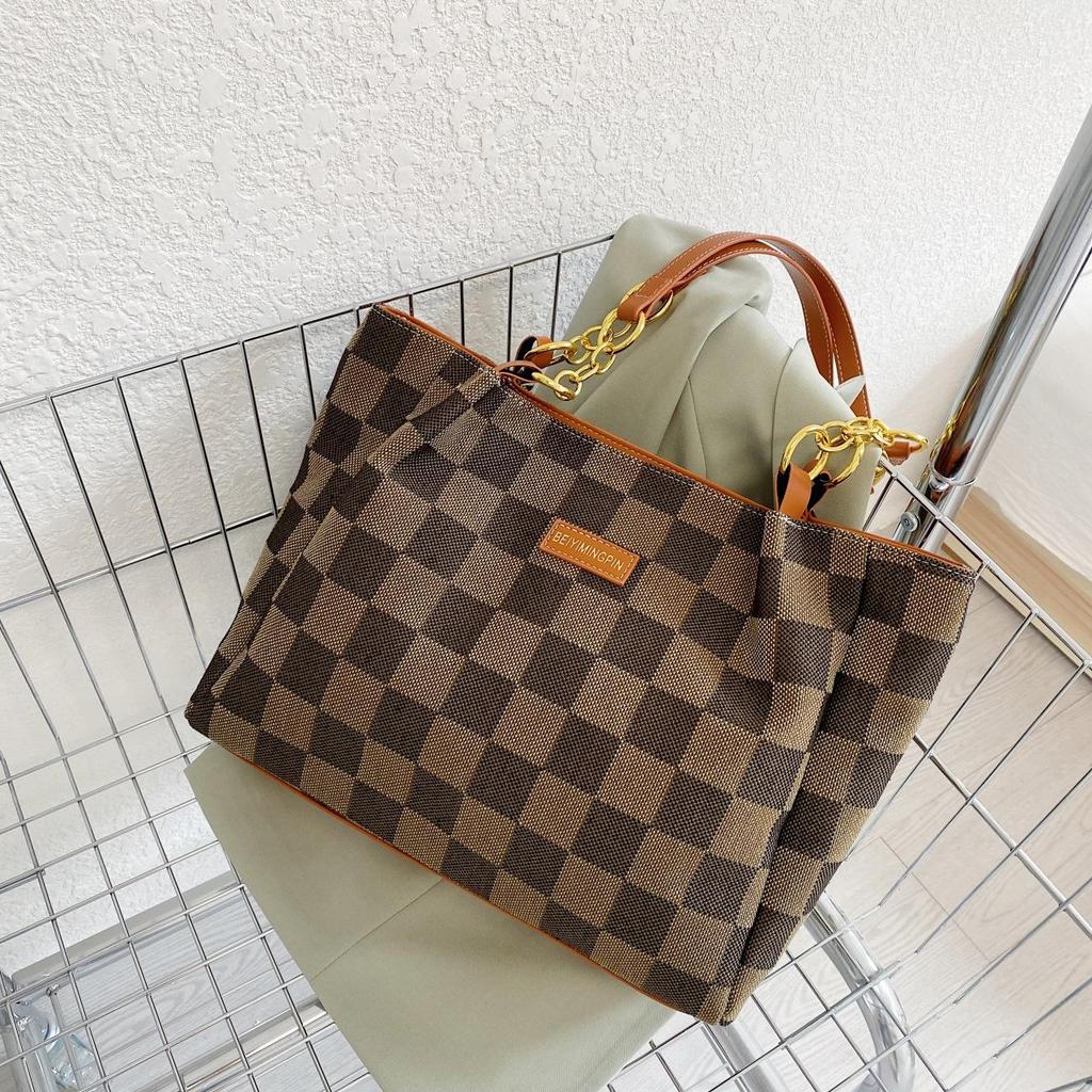 High-Capacity Retro Plaid Tote Bag - Casual European & American Style Handbag for Work & Commute