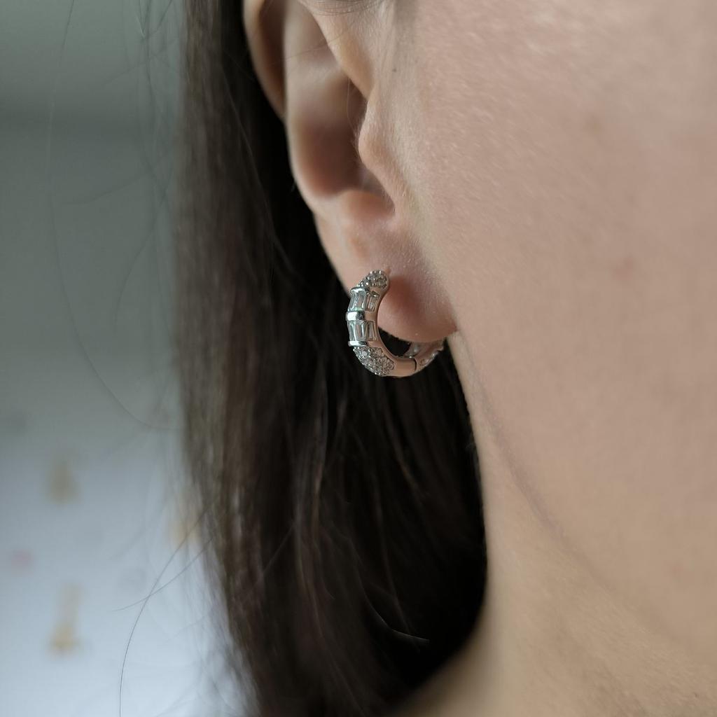 Серебряные серьги с фианитами (2186588)