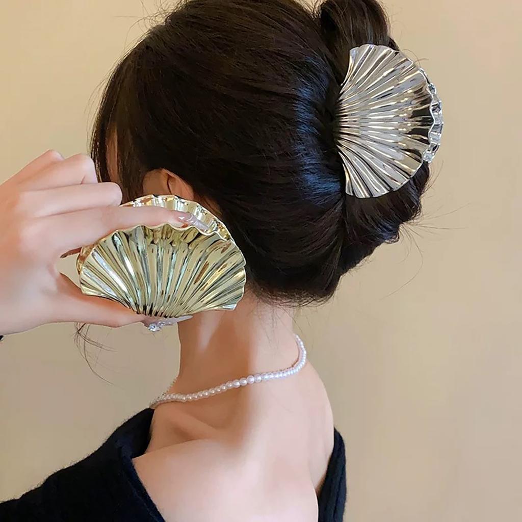 Elegant Gold Metal Shell Hair Claw Clip For Long Hair Women Practical And Stylish Hair Accesories Party Hairpin Headwear
