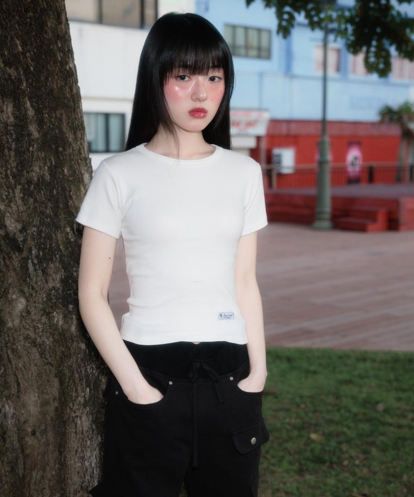 ROSEFRANTZ Essential Rose Label T-Shirt [Ivory]