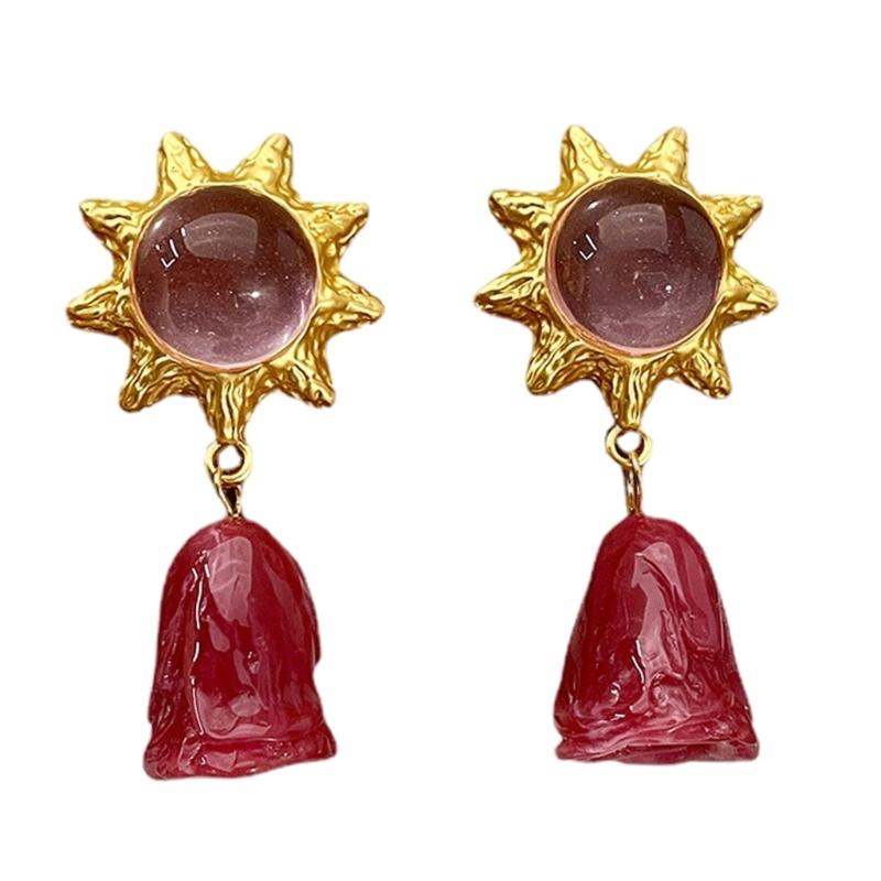 

Elegant Crystal Sunflower Earrings Retro Rose Pendant Ear Studs Unique Lightweight Alloy Ear Accessories for Daily Wear 1