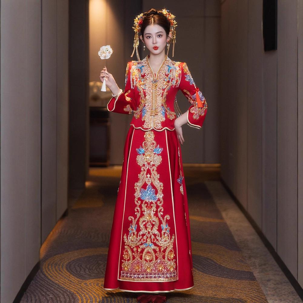 

2025 Роскошная бархатная корона феникса и розовое платье Сюхэ: Вышивка бисером, свадебное платье в китайском стиле. S