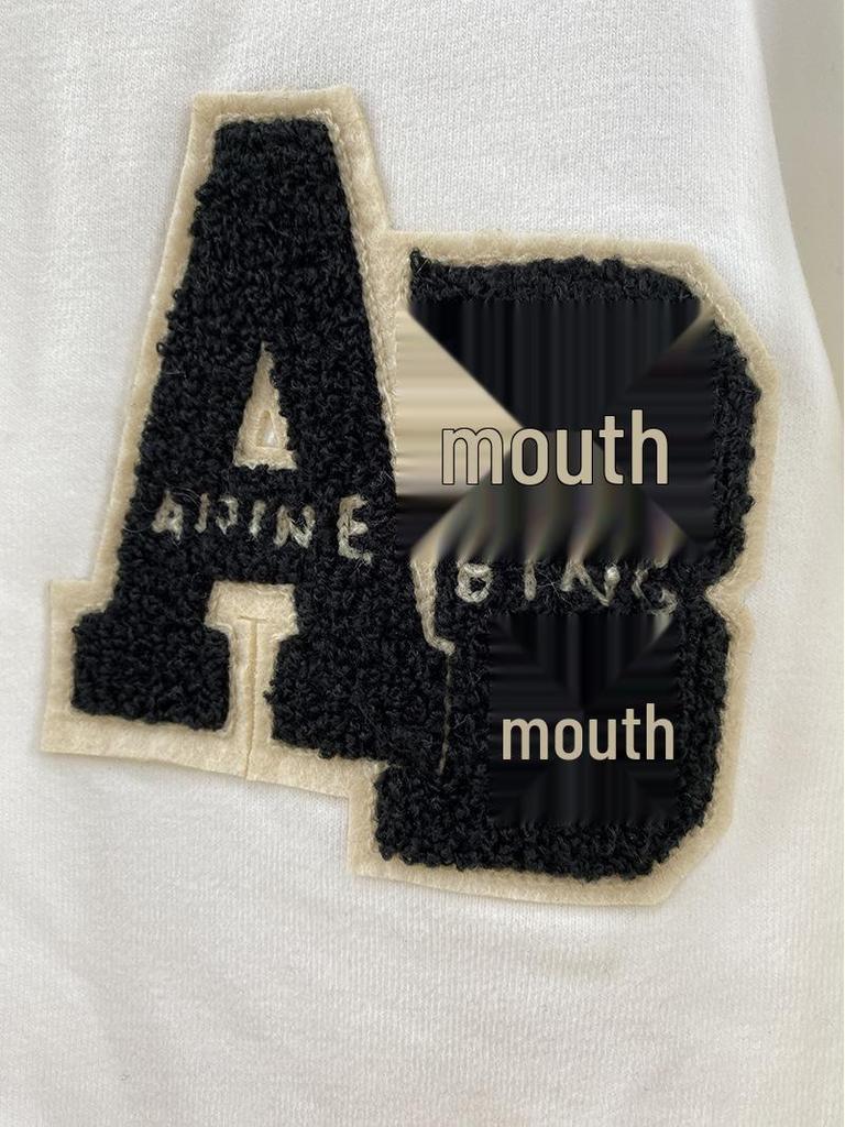 Early Autumn Off-White Women's Crew Neck Fleece Sweatshirt with Hand-Cranked Embroidery