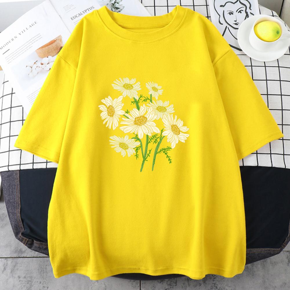 Fresh Harajuku Yellow Chrysanthemum Flower Man T Shirts Graphic S-Xxxl Tee Shirt High-Quality Casual Tshirt Leisure Street Tops