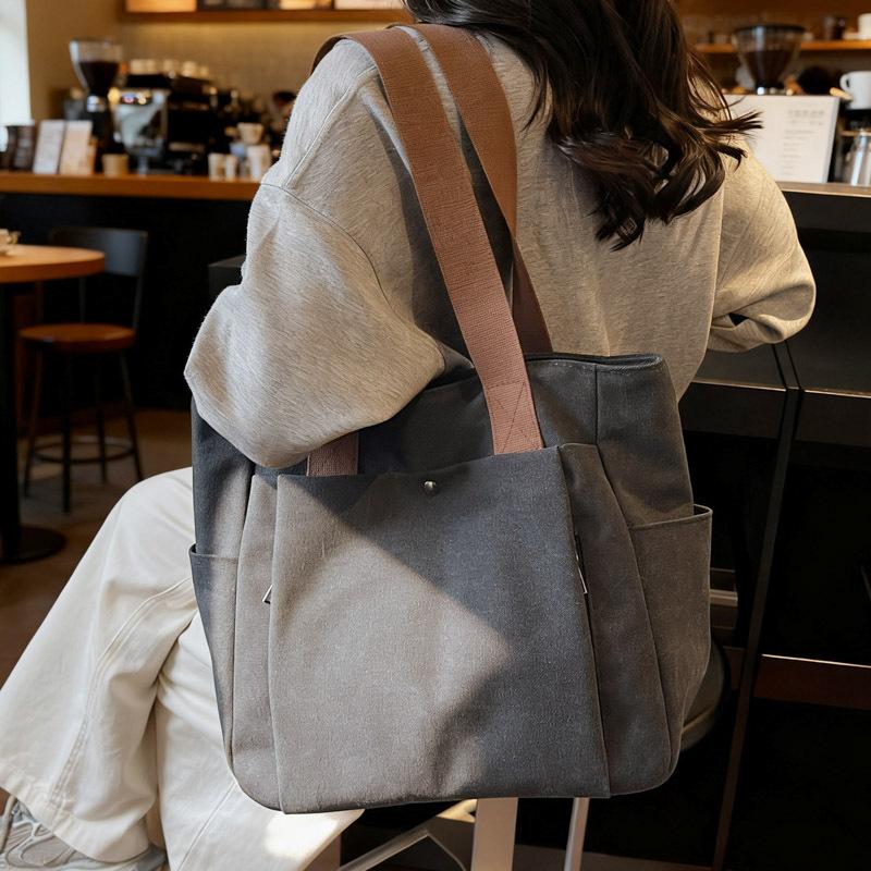 Stylish New Classic Retro Design Japanese Zipper Commuter Thickened Canvas Student Simple Women'S Shoulder Bag