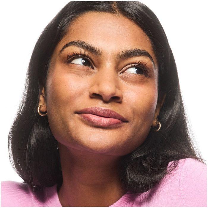 Essence - Foundation Stick - 240 -