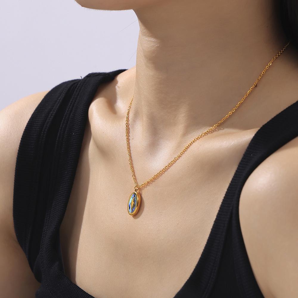 Colorful Oval Shell Pendant Necklace In Gold Plated Titanium Steel