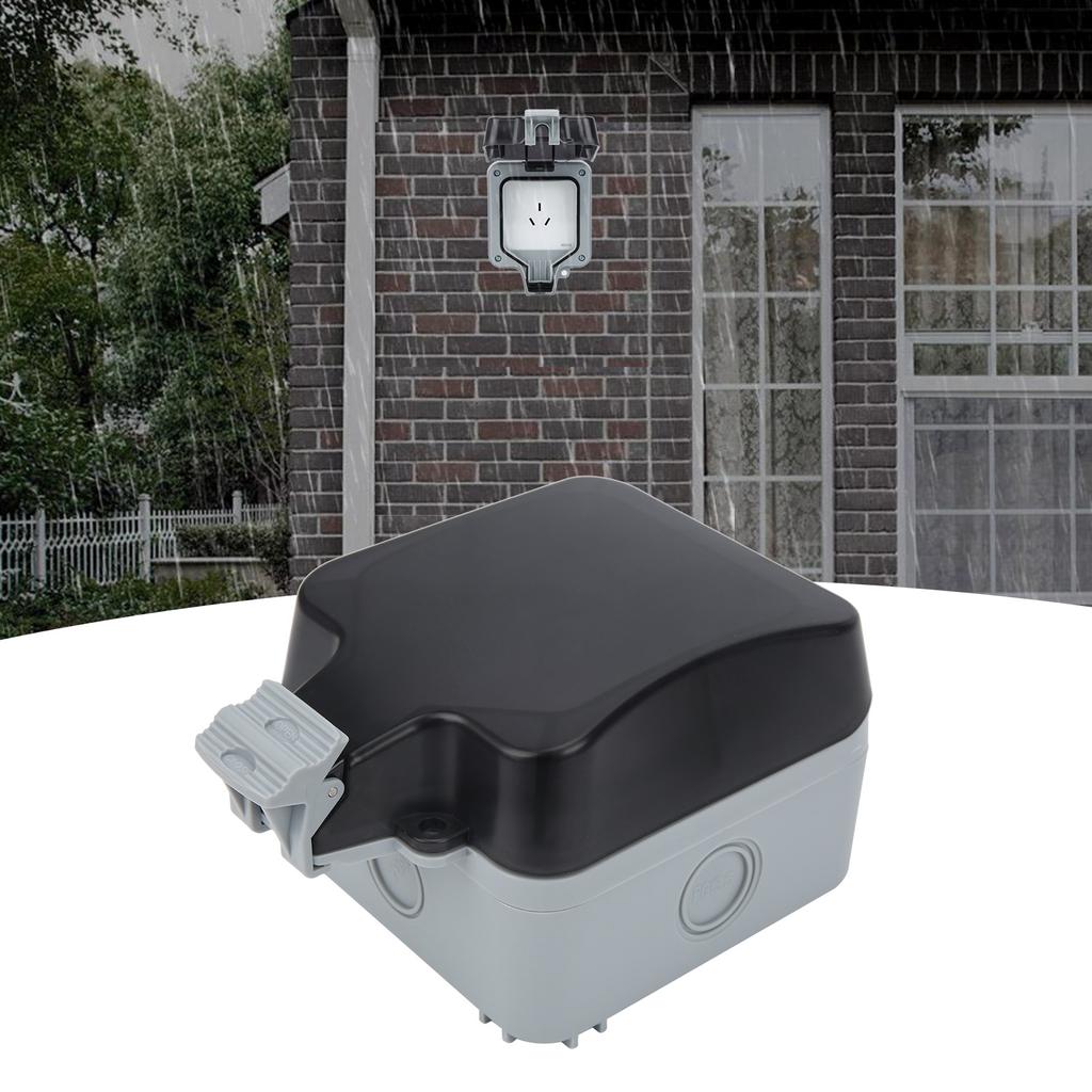 3 Holes Power Socket Waterproof Outdoor Wall Socket for Parking Lot Construction Site 220V