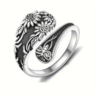 Bohemian Ring, Petal Bee Ring
