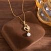 High-End Retro Heart Necklace: Women's Luxury Bow Pendant Clavicle Chain