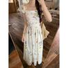 Vestido floral de manga bufante com decote quadrado Xiaofei para crianças, novo de verão, para férias na praia, pausa para café, com temperamento francês, vestido longo