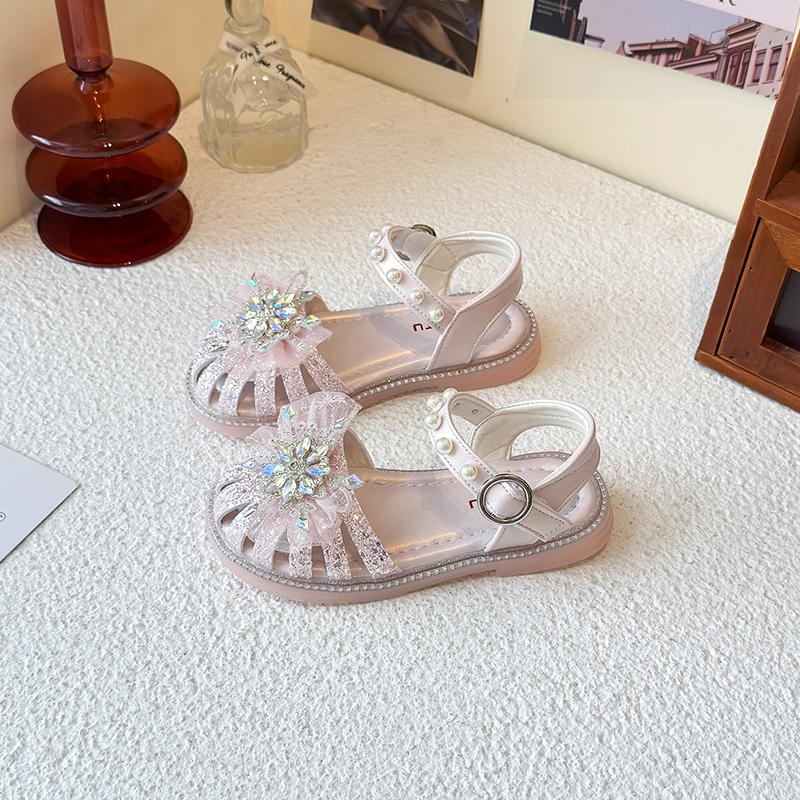 Girls' Sandals New Style Summer Baby Girl Pearl Little Girl Bowknot Soft Bottom Princess Shoes Toe-covering Crystal Shoes