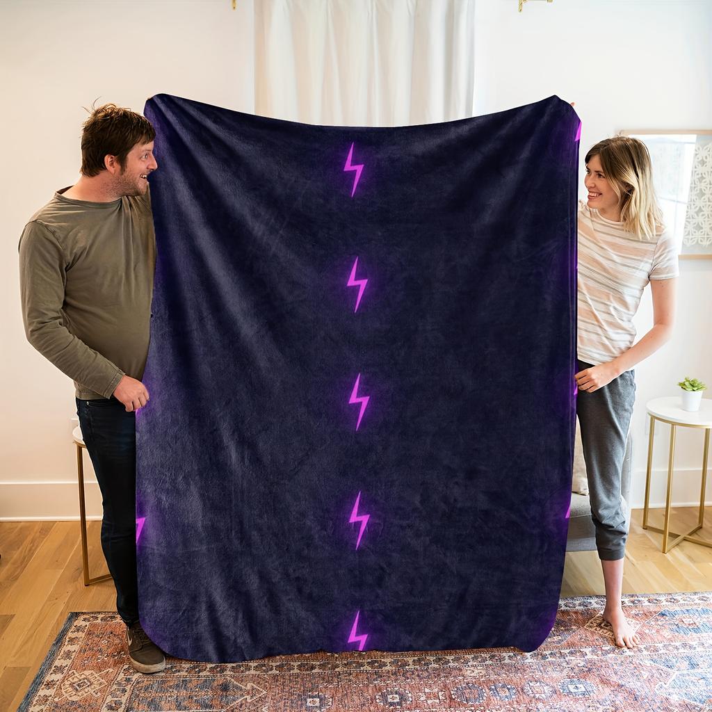One Comfortable Purple Lightning Theme Pattern Fleece Blanket, Soft High-Definition Digital Print, Suitable for All Seasons