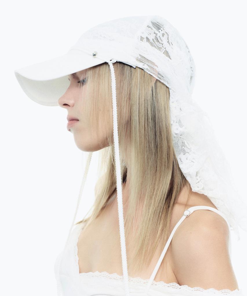 2000Akaibeuseu Lace Cap (White)