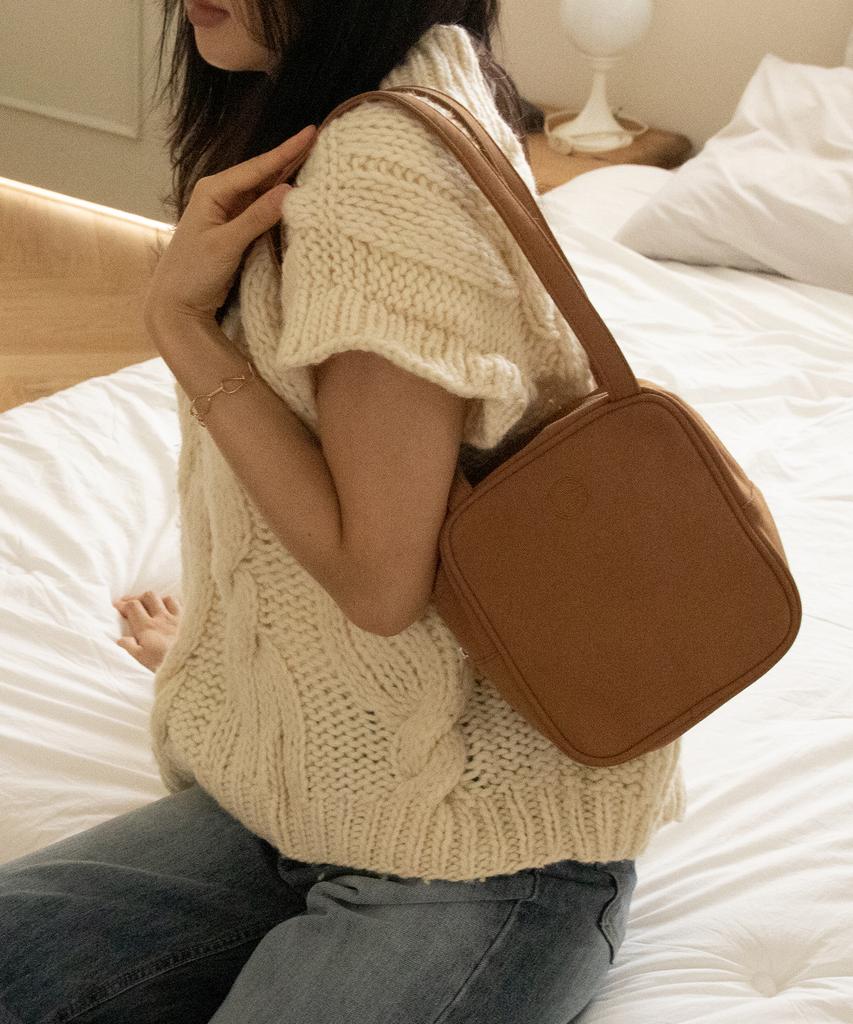 Iroco Square Suede Bag_Chessnut