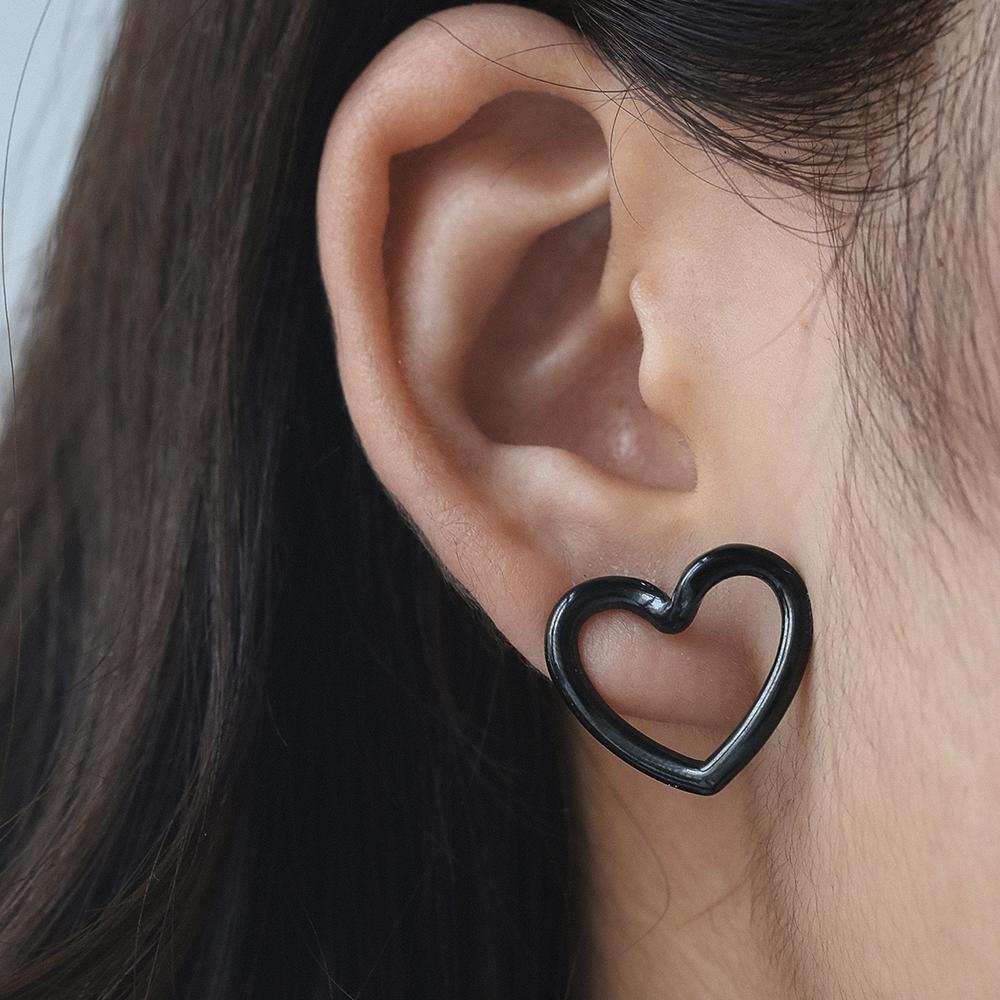 Stainless Steel Earrings Simple Fashion Three Colors Available Cutout Heart Design Earrings For Women Zircon  Anniversary Gift