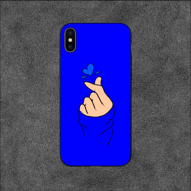 Love On the Finger Kpop Heart Phone Case For iPhone 11 12 Mini 13 14 Pro XS Max X 8 7 6s Plus SE XR Shell